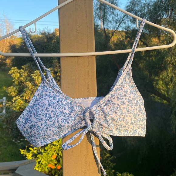 Blue bikini top so cute dainty blue and white floral. - Picture 1 of 3